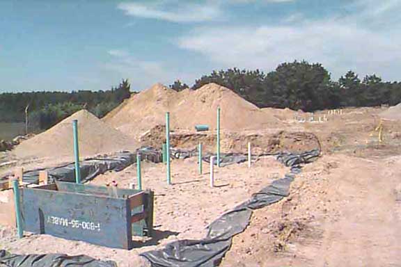 Title 5 lined leaching trenches during installation