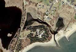Color aerial photograph (2001) of the eastern entrance of Eel Pond.